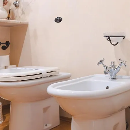 Private Garden Elegant House 5 Minutes From The Sea Trieszt