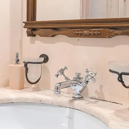 Private Garden Elegant House 5 Minutes From The Sea Nyaraló